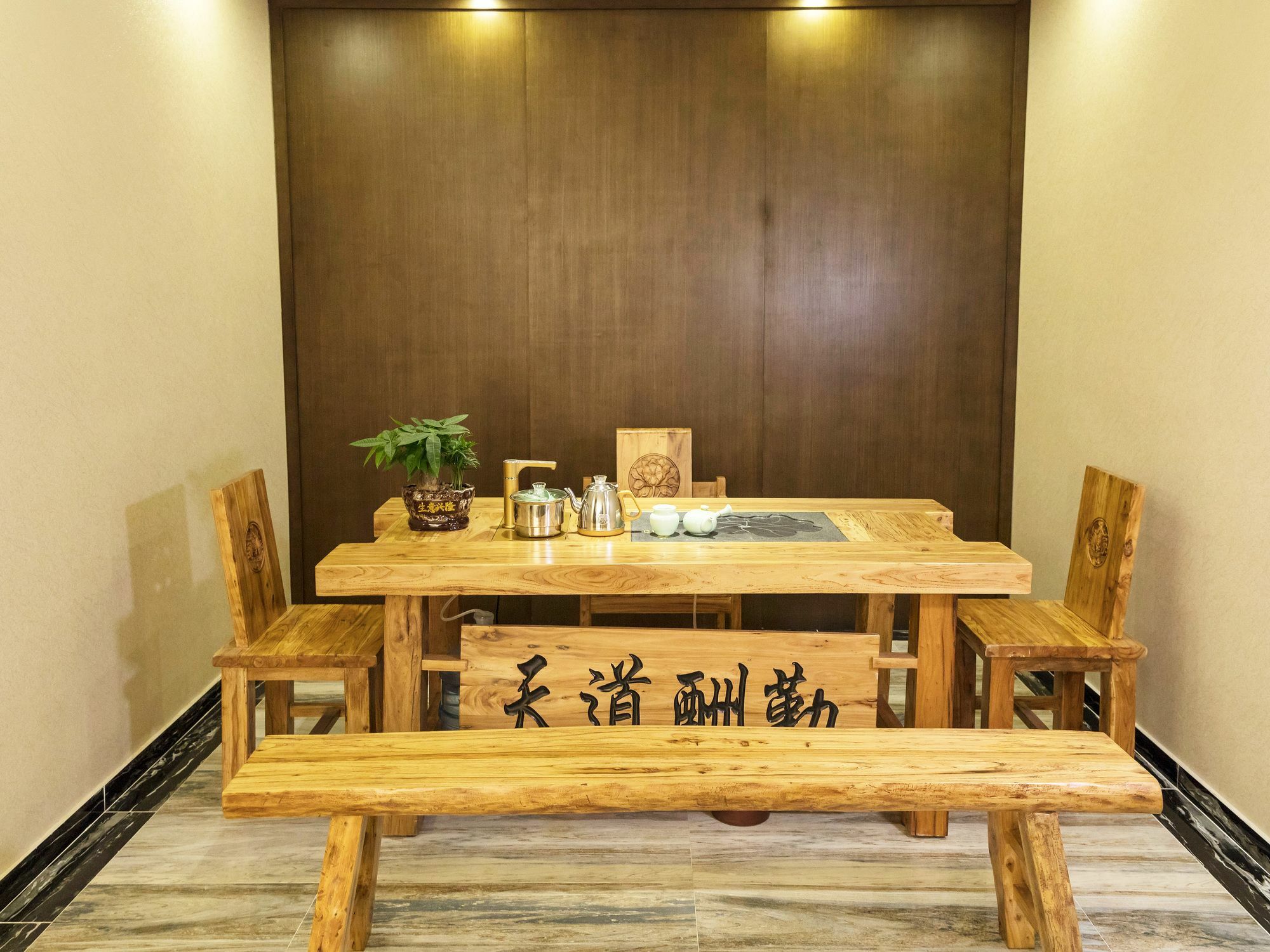 Kardon Hotel Gorgeous Guangzhou Exterior photo